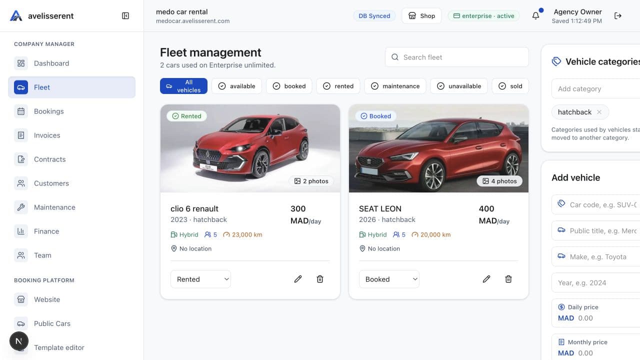 Live dashboard fleet management page with vehicle records